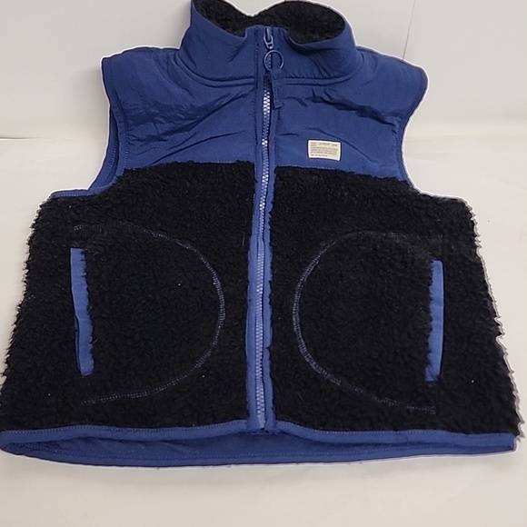 J. Crew Other - J. Crew Blue & Black Kids Size 7 Warm Comfortabke Winter Vest
